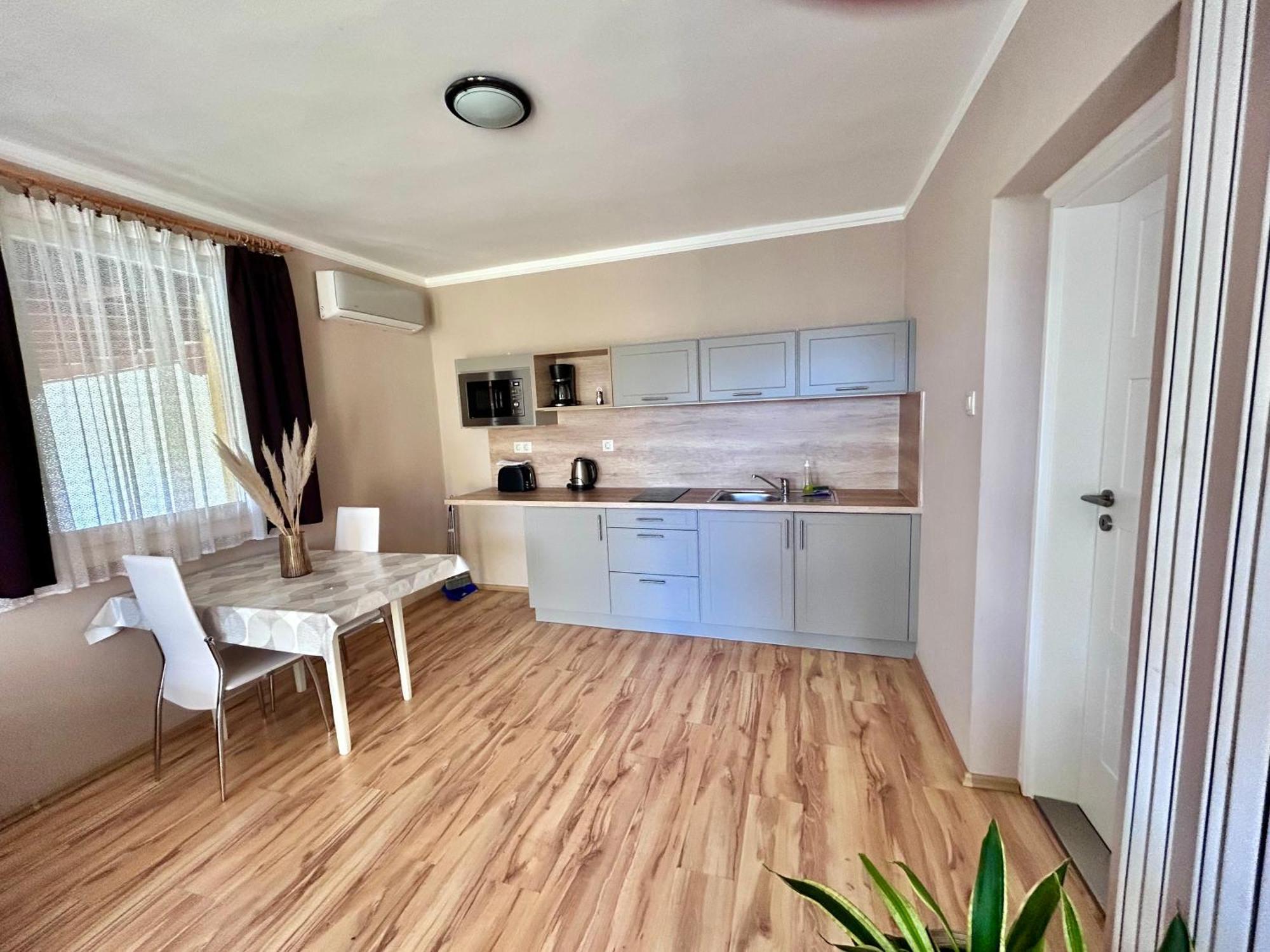 Nemes Apartmanhaz Hévíz Buitenkant foto